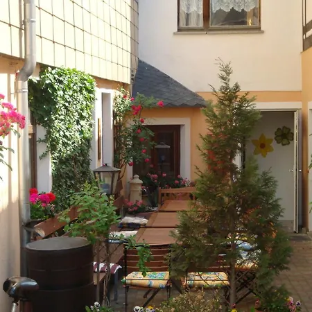 Penzion & Toepferstueb'l 3*