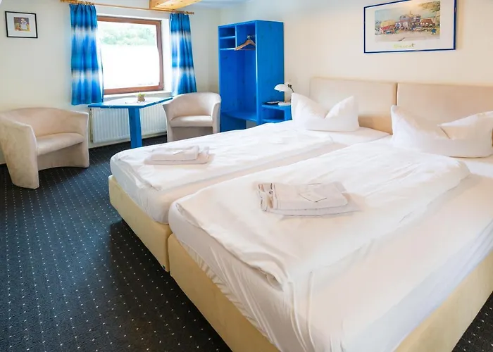 & Toepferstueb'l Gasthuis Saalfeld Saale