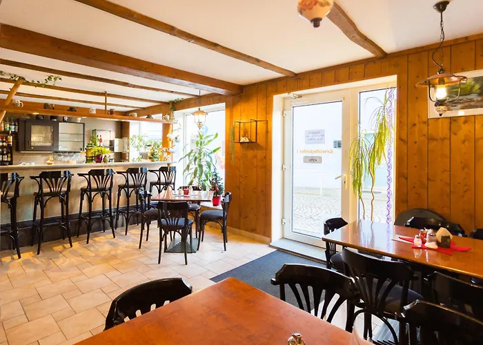 Gasthuis & Toepferstueb'l Saalfeld Saale