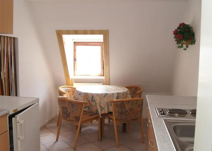 Gasthuis & Toepferstueb'l Saalfeld Saale